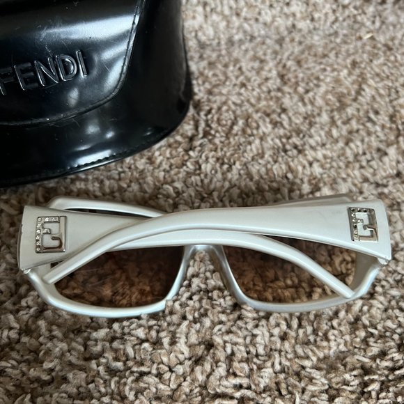 Fendi Women\'s Beige Sunglasses  FS 342 264 58 16 125 main image 13
